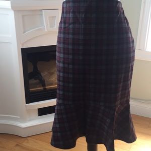 Beautiful Fall skirt